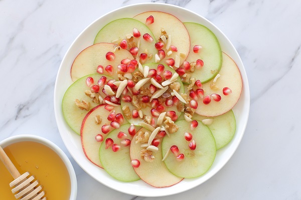קרפציו תפוח בדבש רעיון מקסים להגשת תפוח בדבש באירוח (צילום: טליה הדר) בלוג אוכל ואירוח EshetStyle