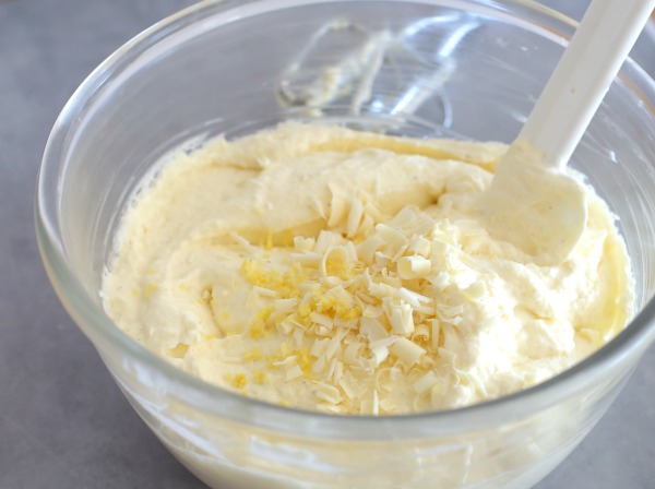 איך להכין מוס גבינה לקינוח מהיר ומרשים_כל השלבים_מתכון קל_אשת סטייל (צילום: טליה הדר)
