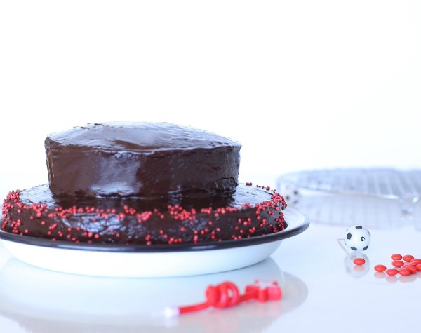 עוגת יום הולדת בלי מיקסר_מתכון קל(אשת סטייל (צילום: טליה הדר)