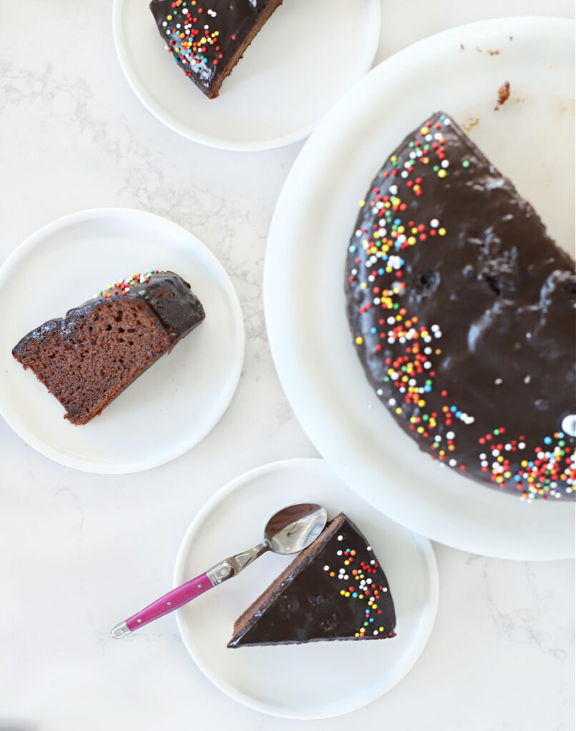 עוגת שוקולד לימי הולדת שתמיד מצליחה_טליה הדר_אשת סטייל